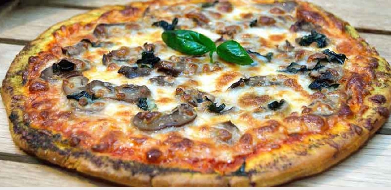 6. Rib eye pizza