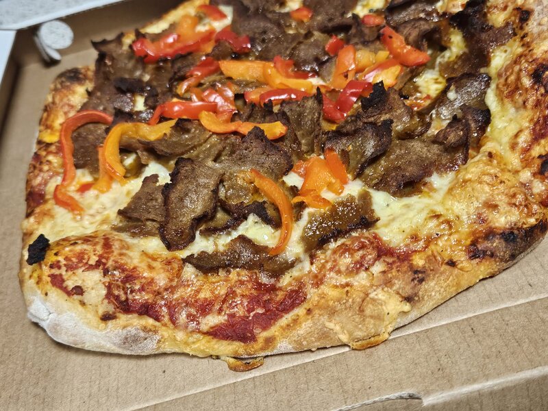 8. Kebab pizza