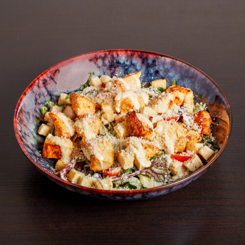 Cæsar salat med grillet kyllingebryst